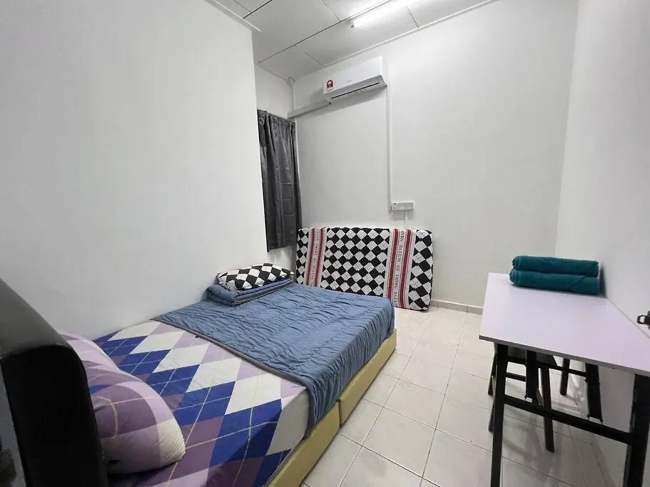 Homestay Corner House Taman Daya Near Austin Adda Height Johor Bahru