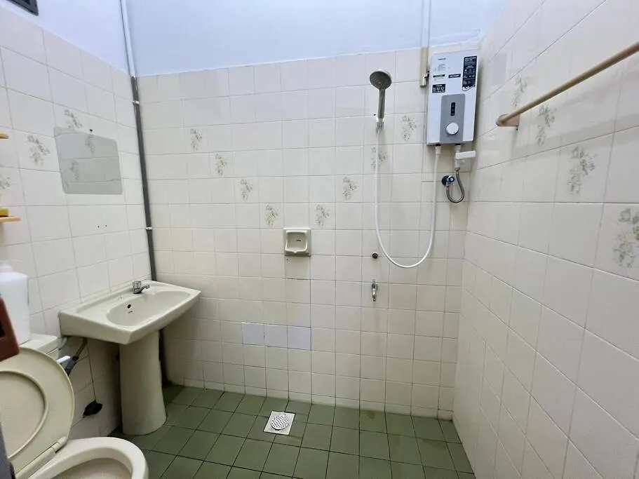 Homestay Corner House Taman Daya Near Austin Adda Height Johor Bahru 0*,  Ma­lay­sia